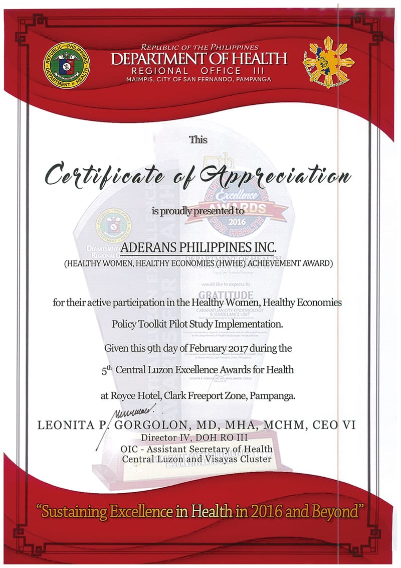 Receiving the Healthy Women, Healthy Economies Achievement Award